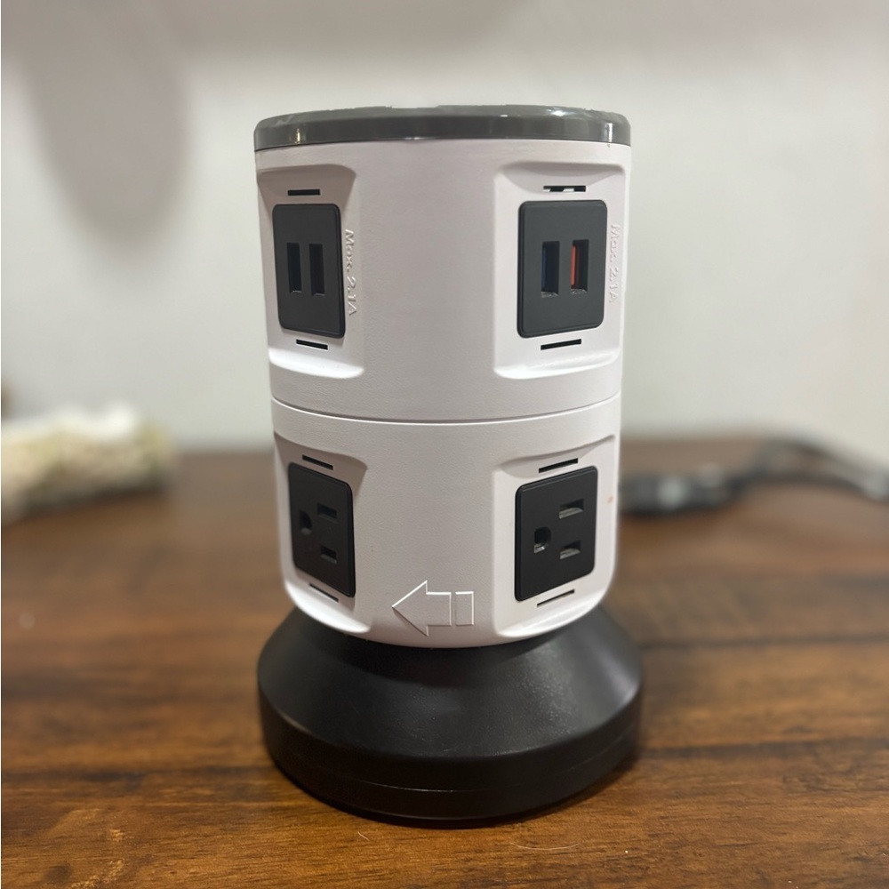Bell + Howell Spin Power Charging Station
